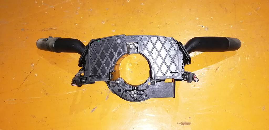 гитара Mazda Demio 3