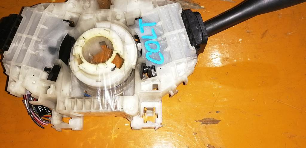 COLT Z21A ГИТАРА Mitsubishi Colt 1