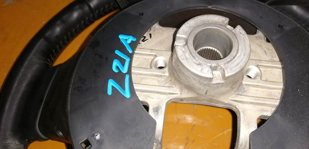 Салон Mitsubishi Colt 2