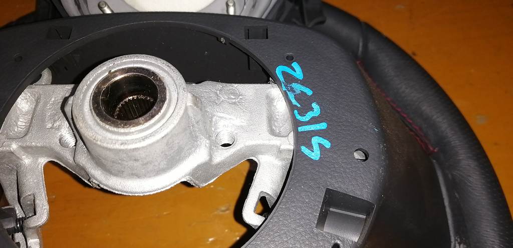 SWIFT ZC31S РУЛЬ (КОЖА)+SRS НАКЛАДКА Suzuki Swift 1