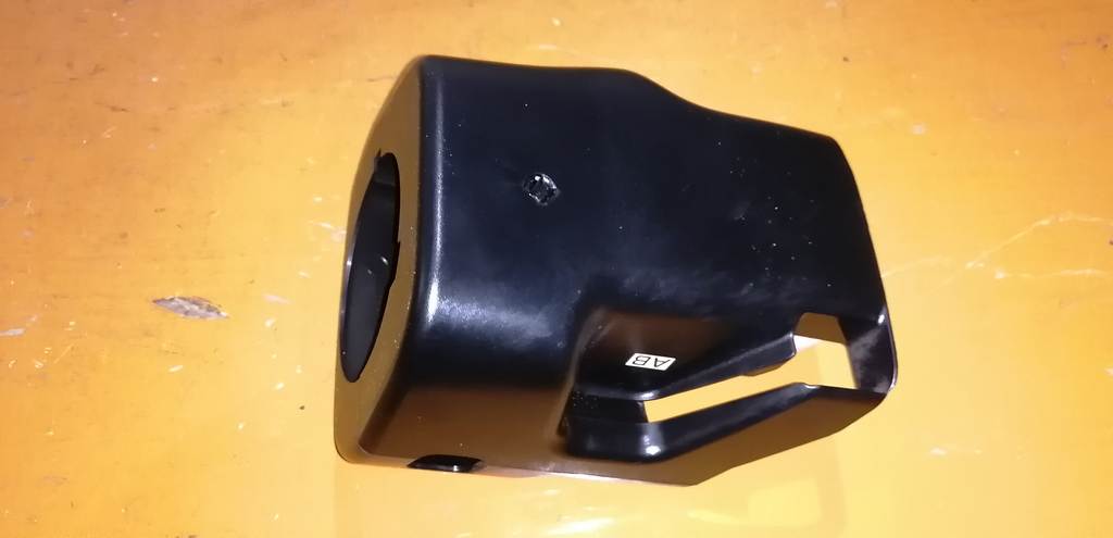 FORESTER SG5 КОЖУХ РУЛЕВОЙ КОЛОНКИ Subaru Forester 1