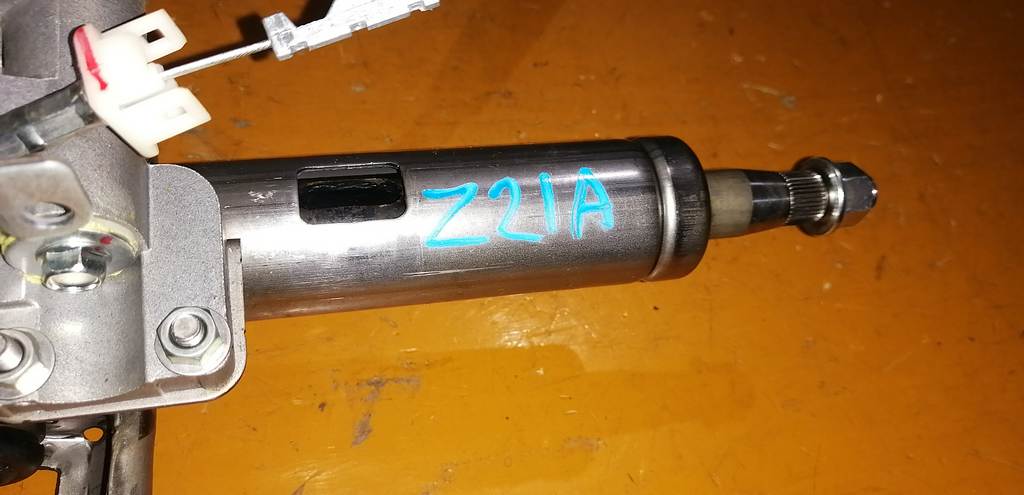 COLT Z21A РУЛЕВАЯ КОЛОНКА Mitsubishi Colt 1