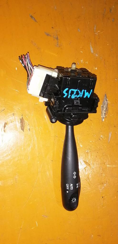 переключатель поворотников и света Suzuki Palette 0