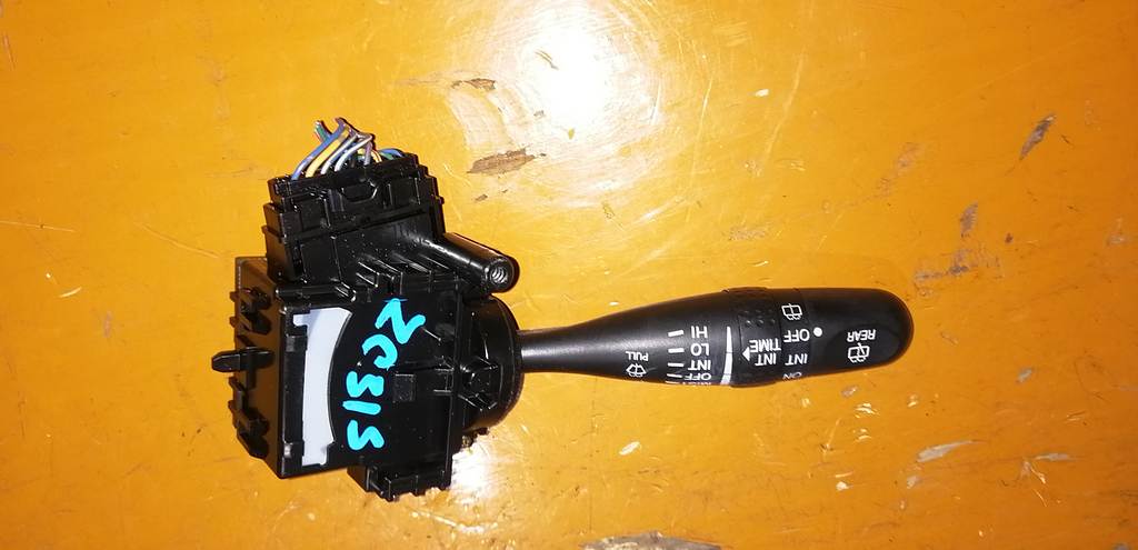 подрулевой переключатель дворников Suzuki Swift 0