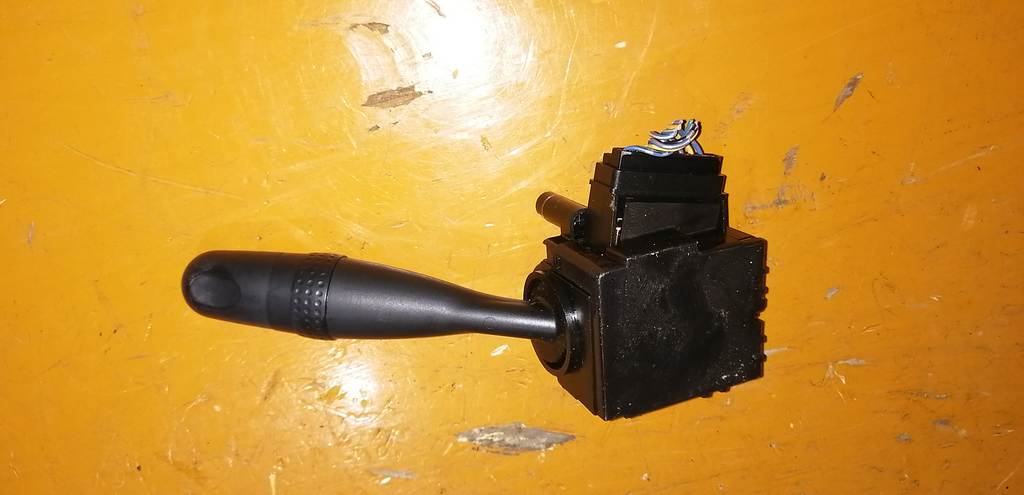 SWIFT ZC31S ПЕРЕКЛЮЧЕНИЕ ДВОРНИКОВ Suzuki Swift 1