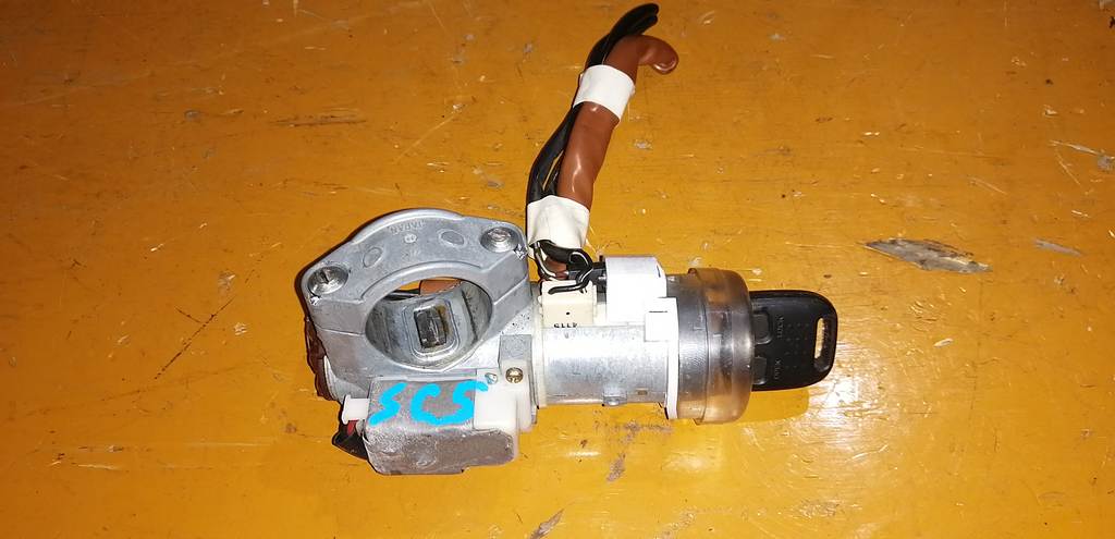 замок зажигания Subaru Forester 0