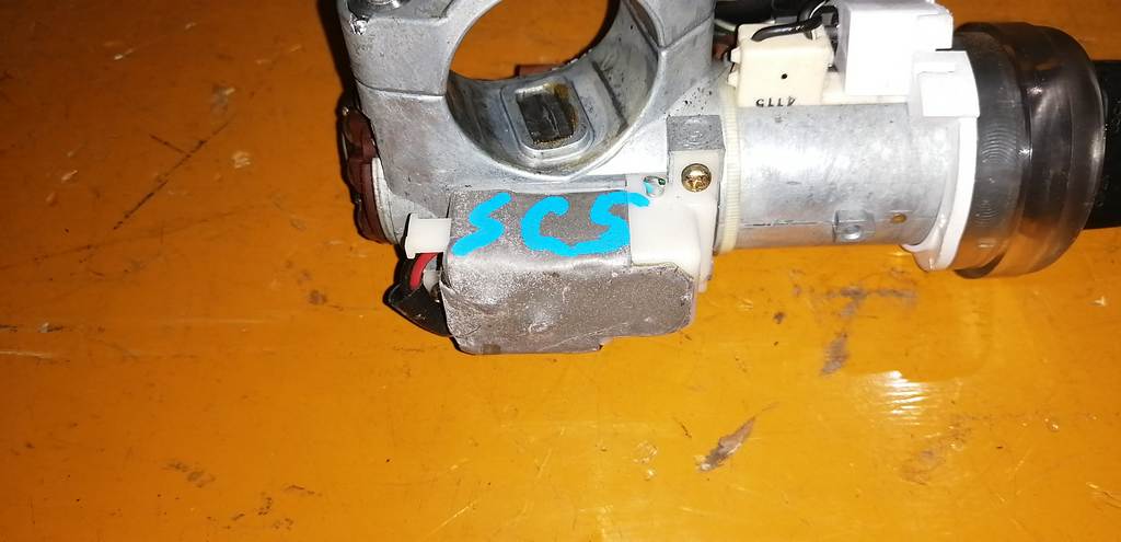 FORESTER SG5 ЗАМОК ЗАЖИГАНИЯ Subaru Forester 1