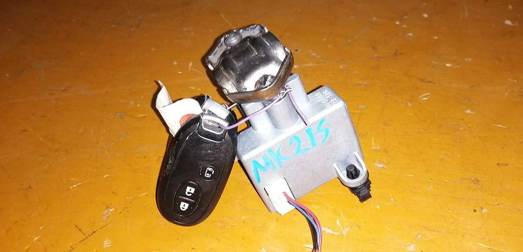 замок зажигания Suzuki Palette 0