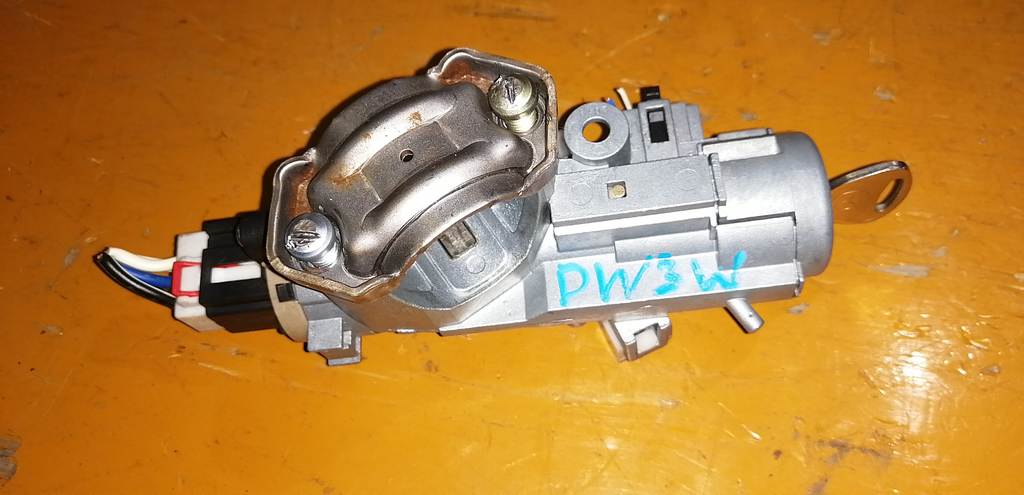 замок зажигания Mazda Demio 0