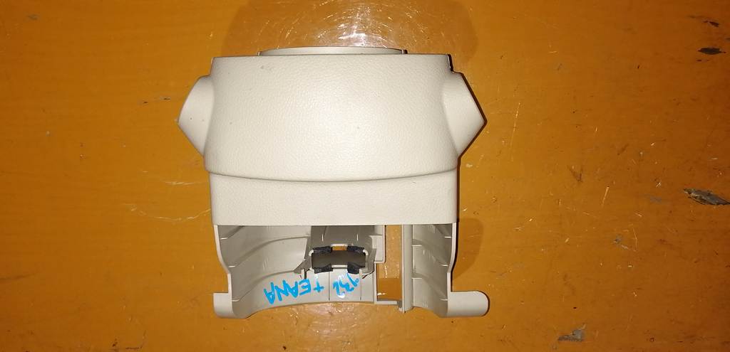 кожух рулевой колонки Nissan Teana 0