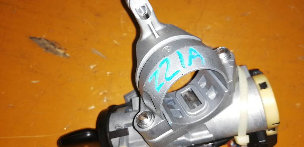 COLT Z21A ЗАМОК ЗАЖИГАНИЯ Mitsubishi Colt 1