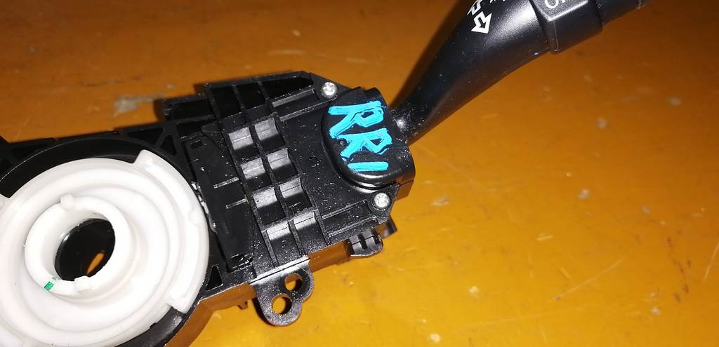 ELYSION RR1 ГИТАРА Honda Elysion 1