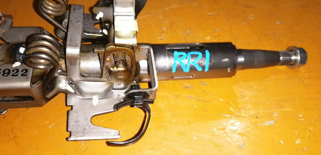 ELYSION RR1 РУЛЕВАЯ КОЛОНКА Honda Elysion 1