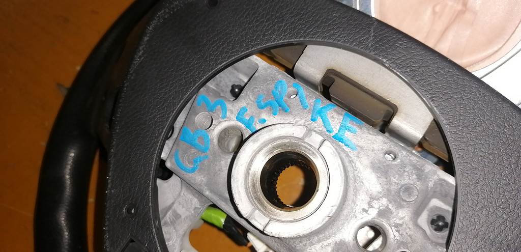 Салон Honda Freed Spike 2