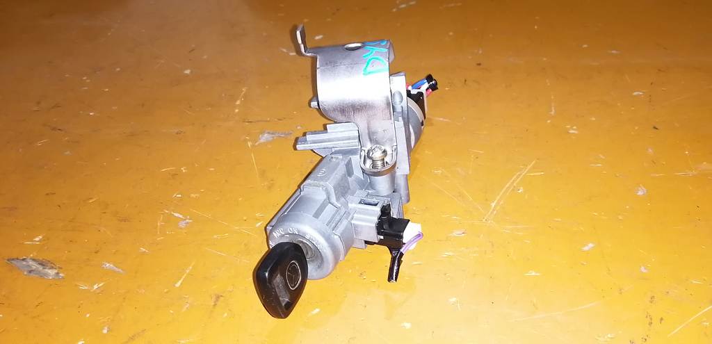 DEMIO DY5W ЗАМОК ЗАЖИГАНИЯ Mazda Demio 1