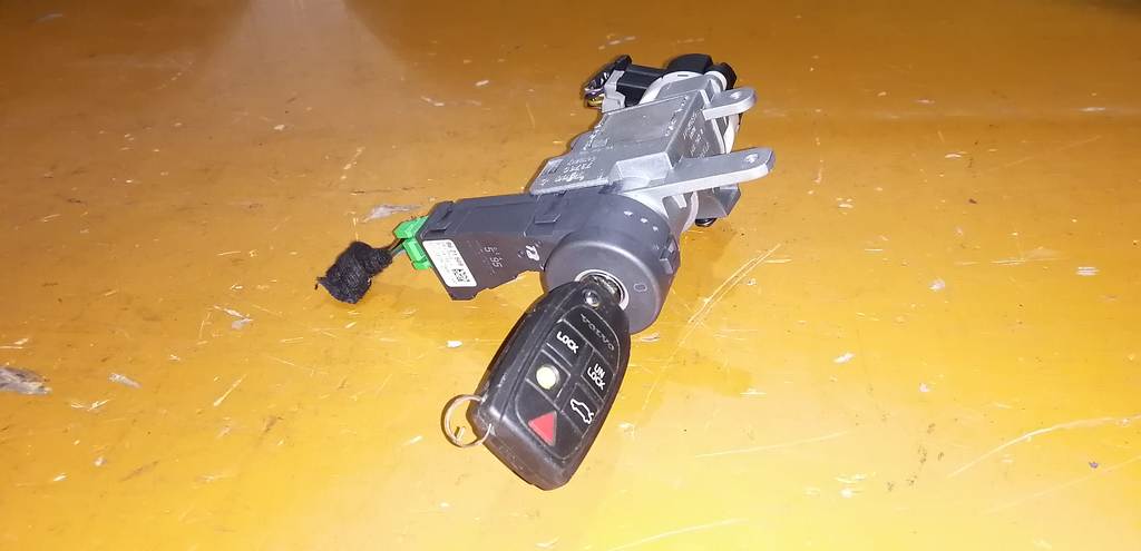 VOLVO XC90 C_59 ЗАМОК ЗАЖИГАНИЯ Volvo XC90 1