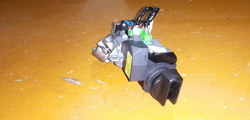 FIT GP1 ЗАМОК ЗАЖИГАНИЯ, БЕЗ КЛЮЧА Honda Fit 1