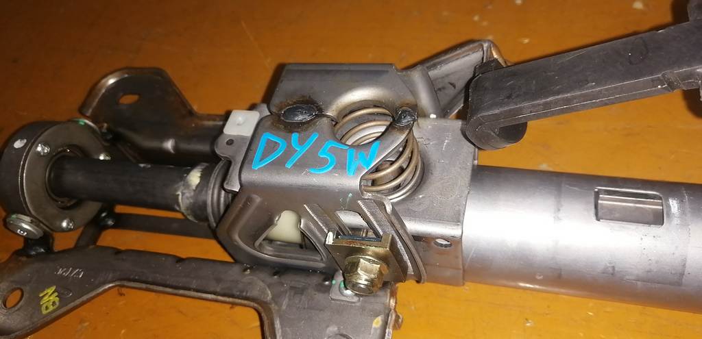 DEMIO DY5W РУЛЕВАЯ КОЛОНКА Mazda Demio 1