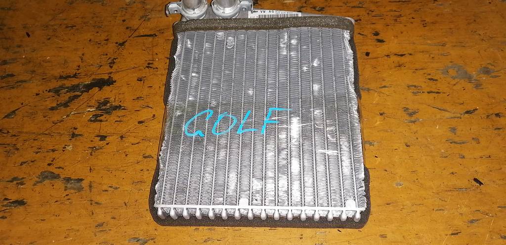 GOLF 1KCBZ РАДИАТОР ПЕЧКИ Volkswagen Golf 1