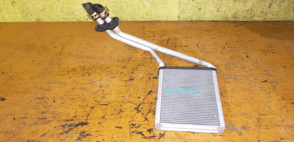 радиатор печки Toyota Vitz 0