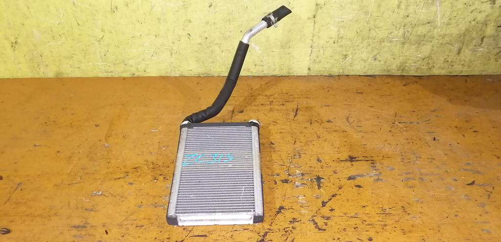 радиатор печки Suzuki Swift 0