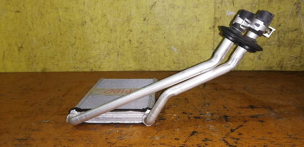 радиатор печки Toyota Ractis 3