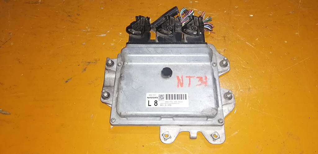 блок управления двс Nissan X-Trail 0