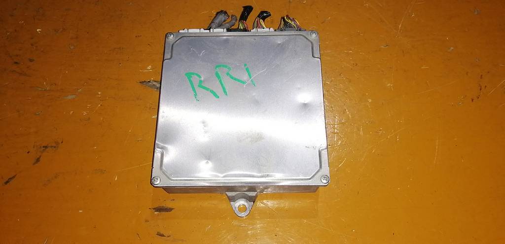 блок управления двс Honda Elysion 0