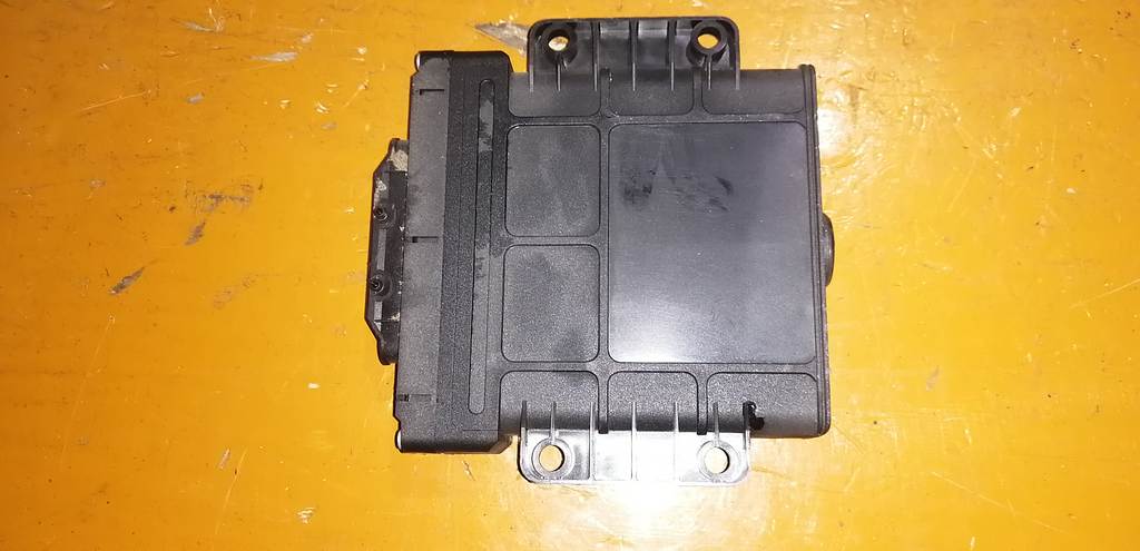 блок управления акпп Volkswagen Touareg 3