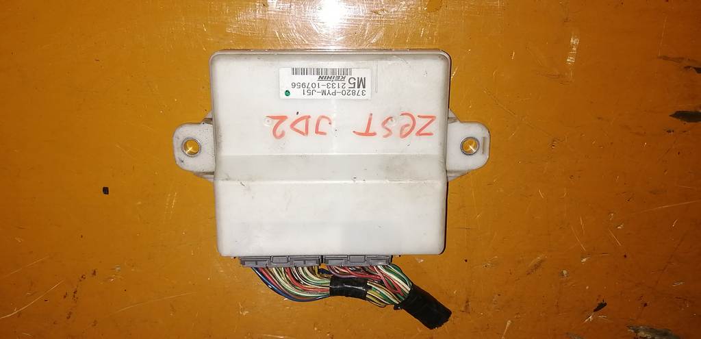 блок управления двс Honda That's 0