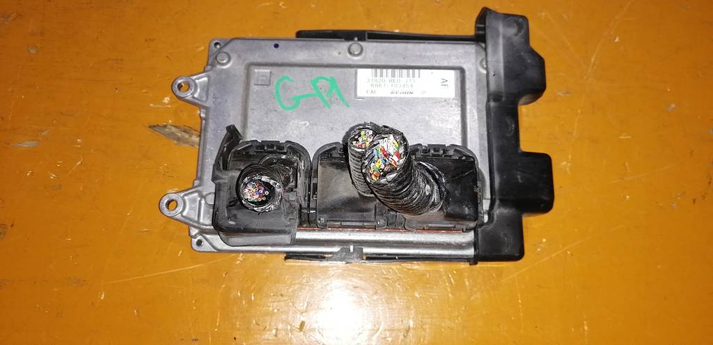 блок управления двс Honda Fit 0