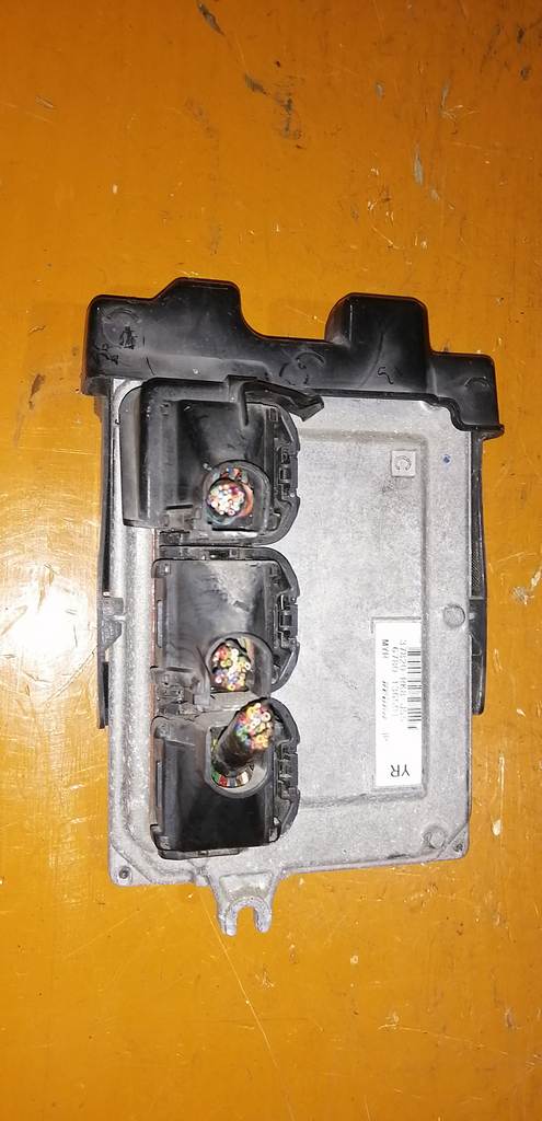 37820-RK8-J55 БЛОК УПР. ДВС Honda Freed 1