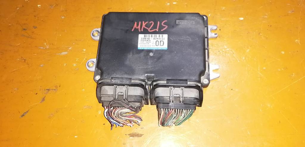 блок управления двс Suzuki Palette 0