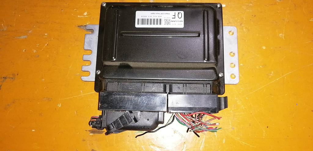 A56-V12 UL3 4520 БЛОК УПР. ДВС Nissan Presage 1