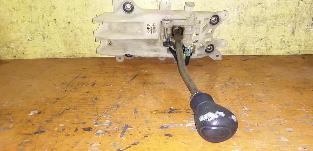 кулиса Mazda Demio 3