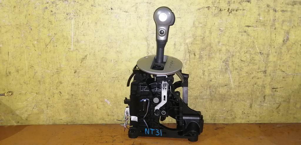 селектор акпп Nissan X-Trail 0