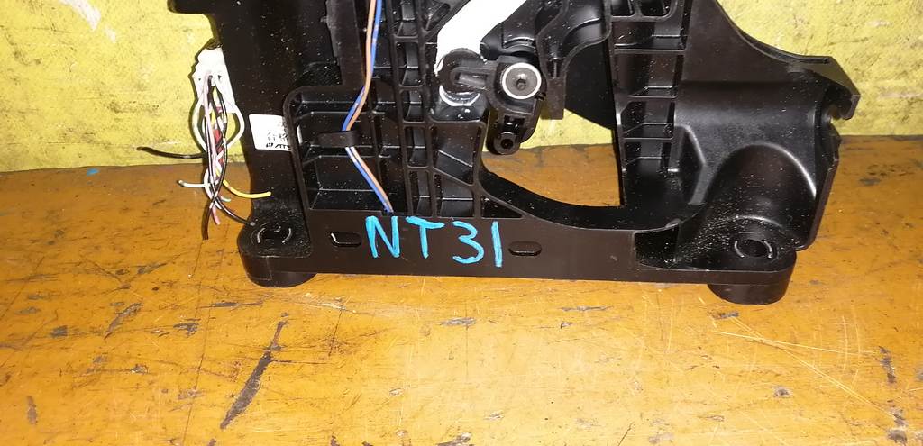 X-TRAIL NT31 СЕЛЕКТОР АКПП Nissan X-Trail 1