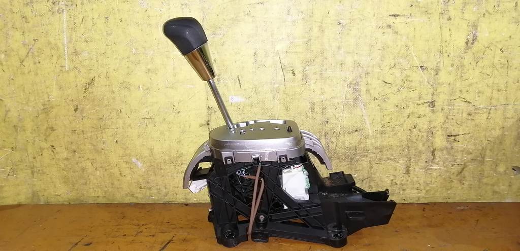 селектор акпп Toyota Vitz 0