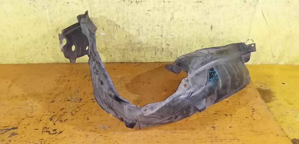 подкрылок Nissan Teana 0