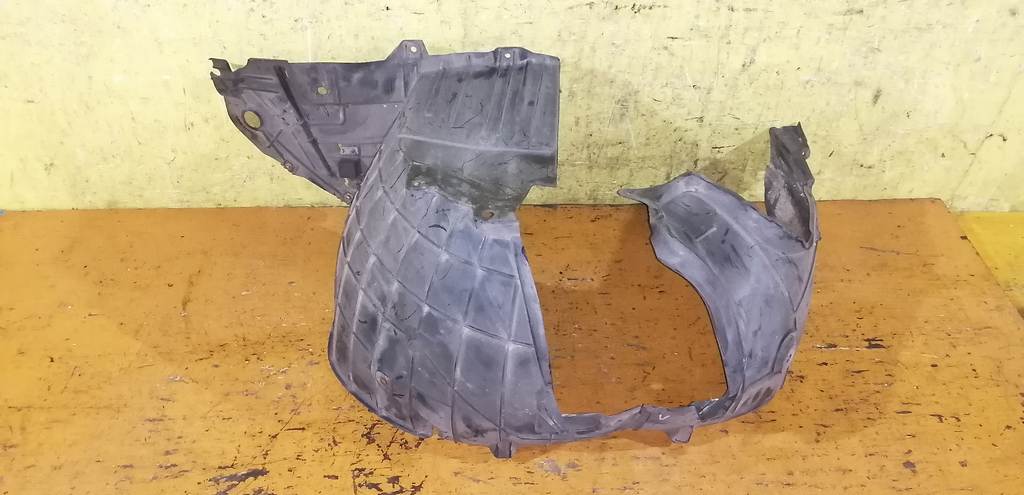 подкрылок Nissan Note 0