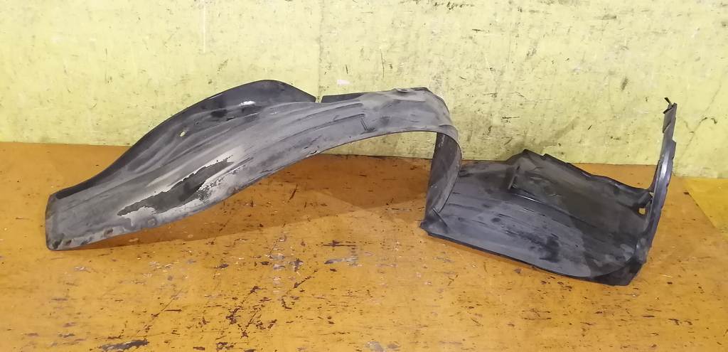 подкрылок Honda Element 0