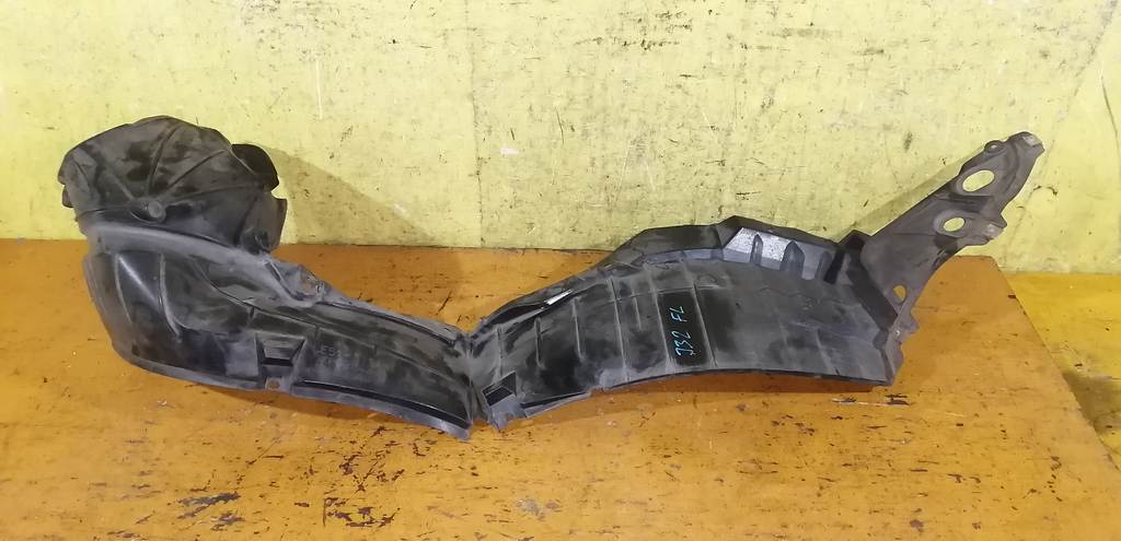 подкрылок Nissan Teana 0