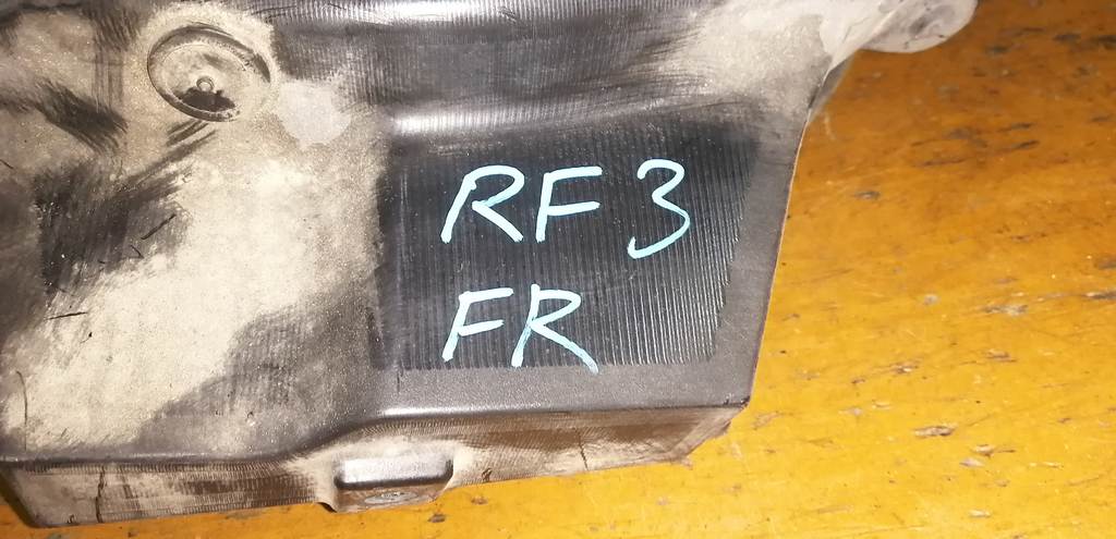 STEPWGN RF3 ПОДКРЫЛОК ПЕРЕДНИЙ ПРАВЫЙ Honda Stepwgn 1