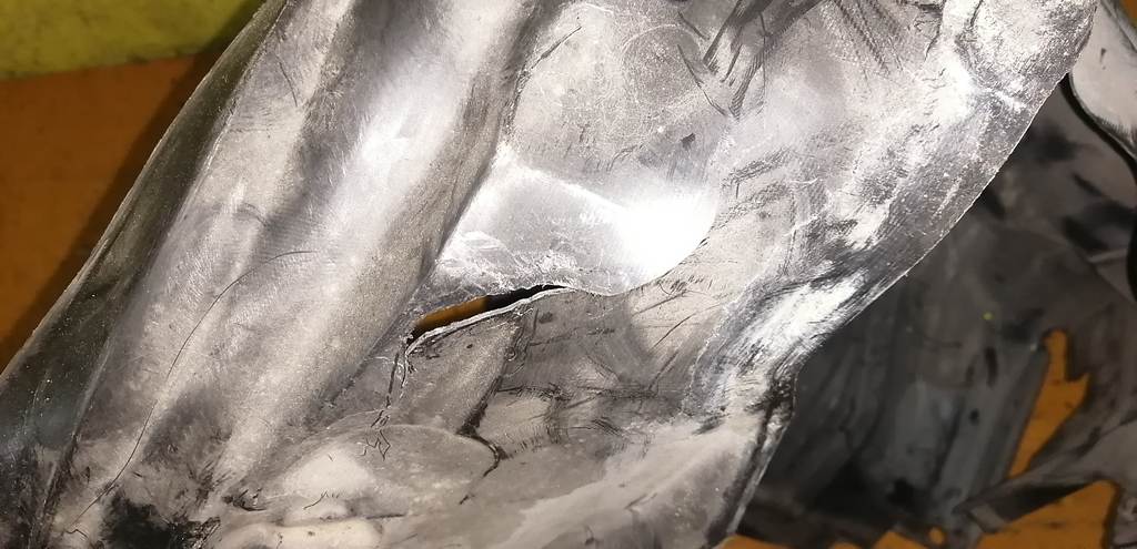 IMPREZA GP6 ПОДКРЫЛОК ПЕРЕДНИЙ ЛЕВЫЙ 59110FJ010 ДЕФЕКТ Subaru Impreza 4