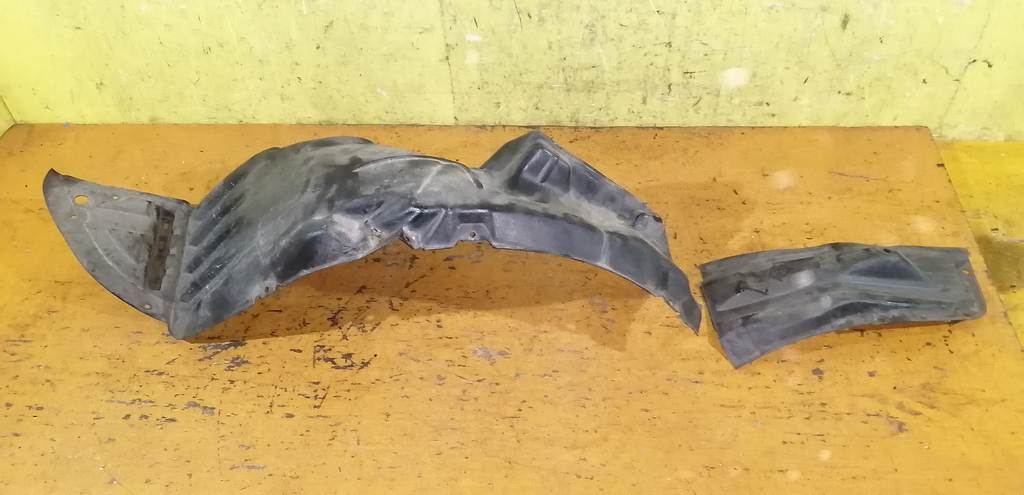 подкрылок Mitsubishi Colt 0