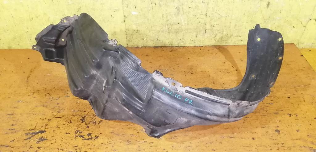 подкрылок Toyota Passo 0