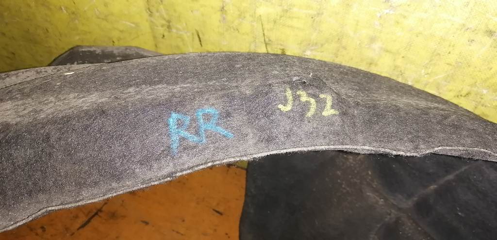 TEANA J32 ПОДКРЫЛОК ЗАДНИЙ ПРАВЫЙ Nissan Teana 1