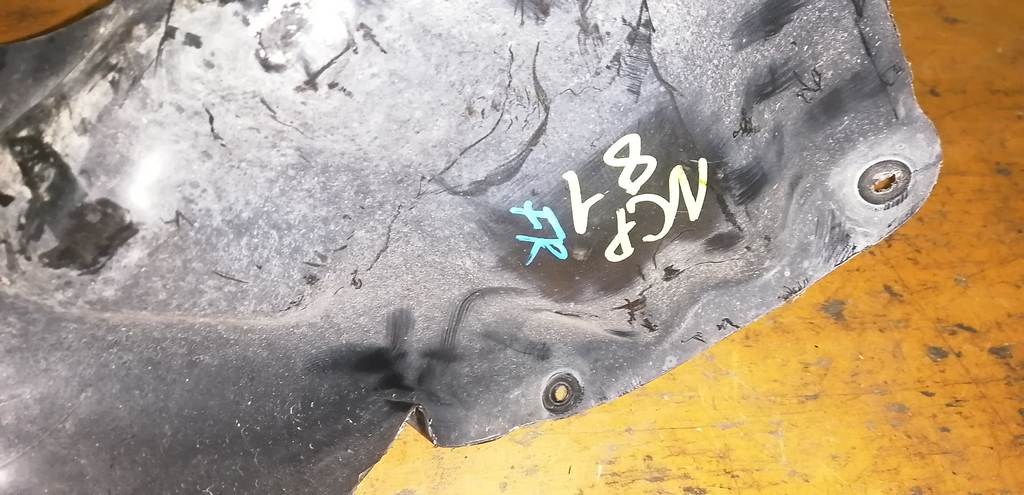 SIENTA NCP81G ЗАЩИТА ДВС ПЕРЕДНЯЯ ПРАВАЯ Toyota Sienta 1