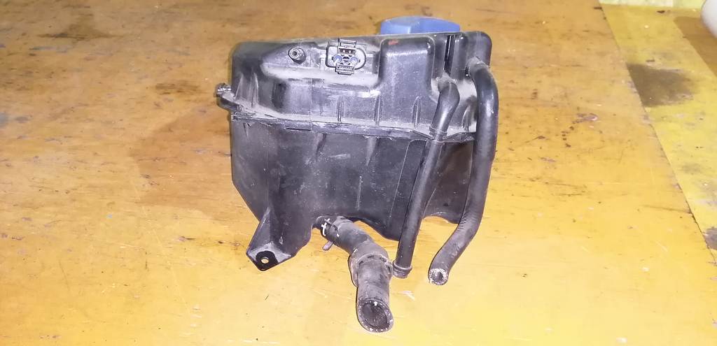 Система охлаждения двигат Volkswagen Touareg 2