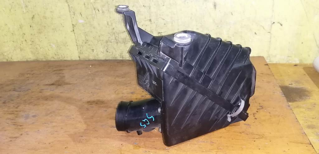 корпус воздушного фильтра Subaru Forester 0